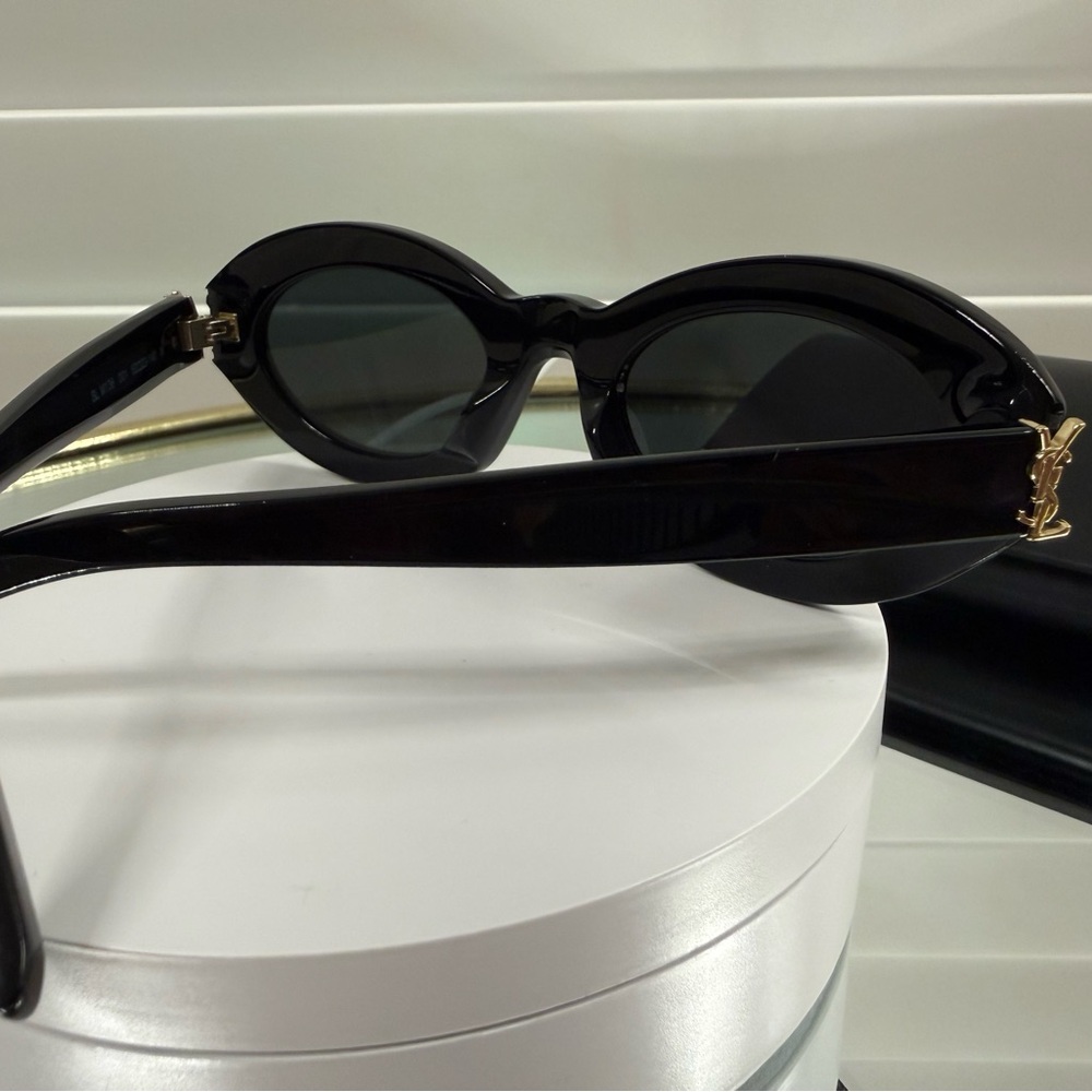 SAINT LAURENT SL M136 oval sunglasses - Picture 7 of 8